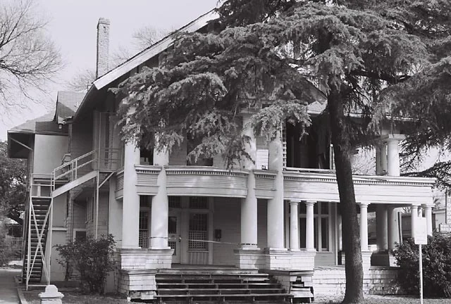 107 West Craig Place