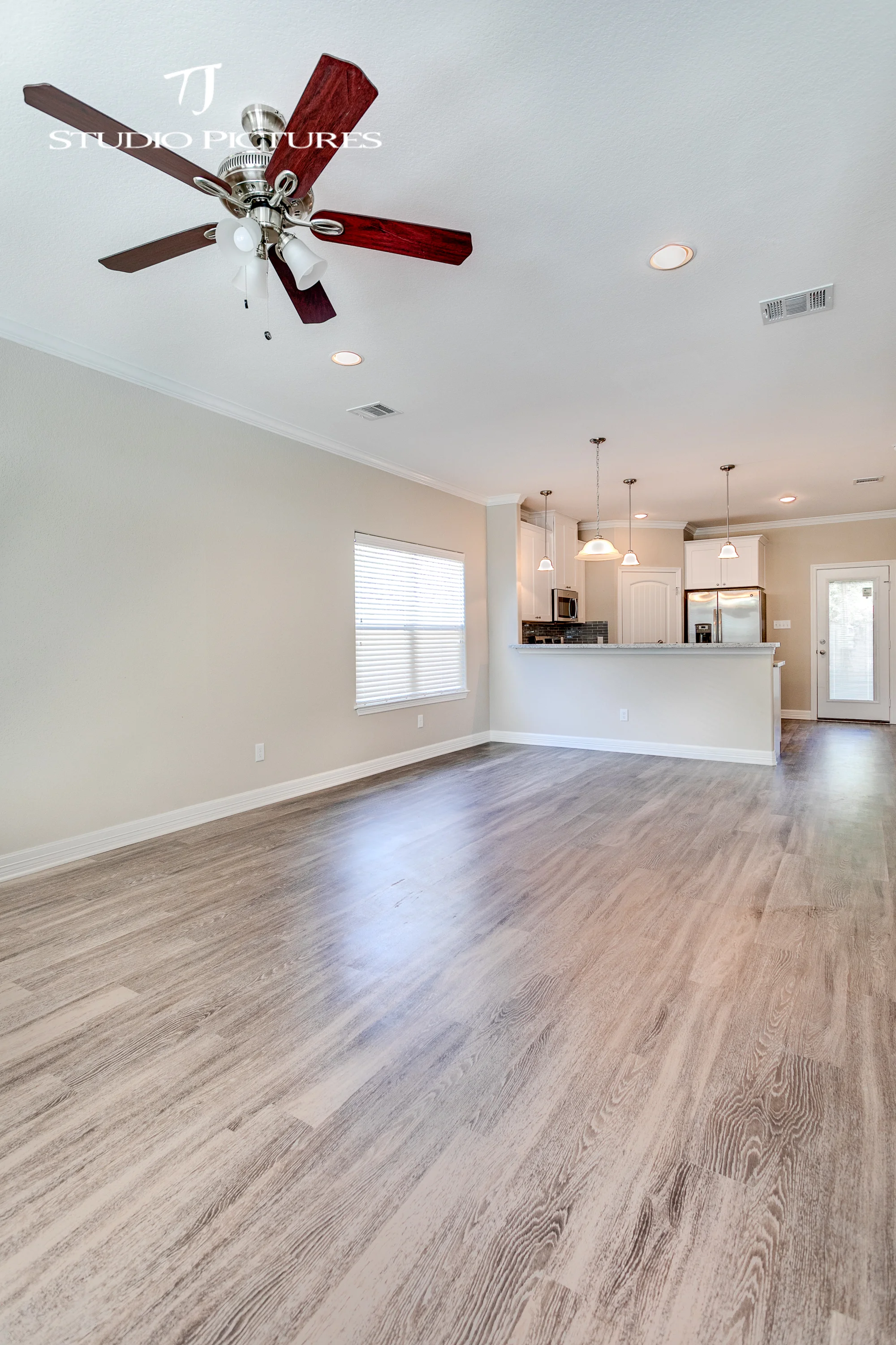 08_living room_.jpg