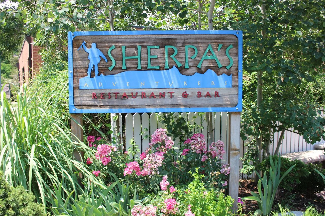 Restaurant1.jpg