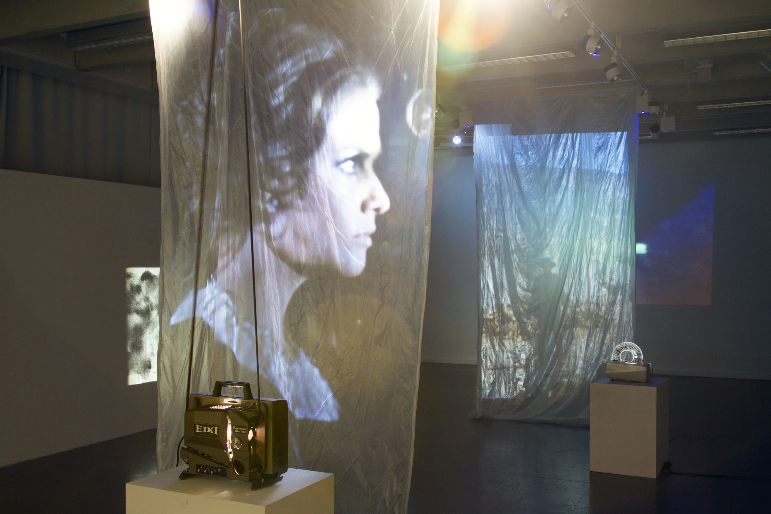 The texture and the rhythm of the mundane_35.jpg