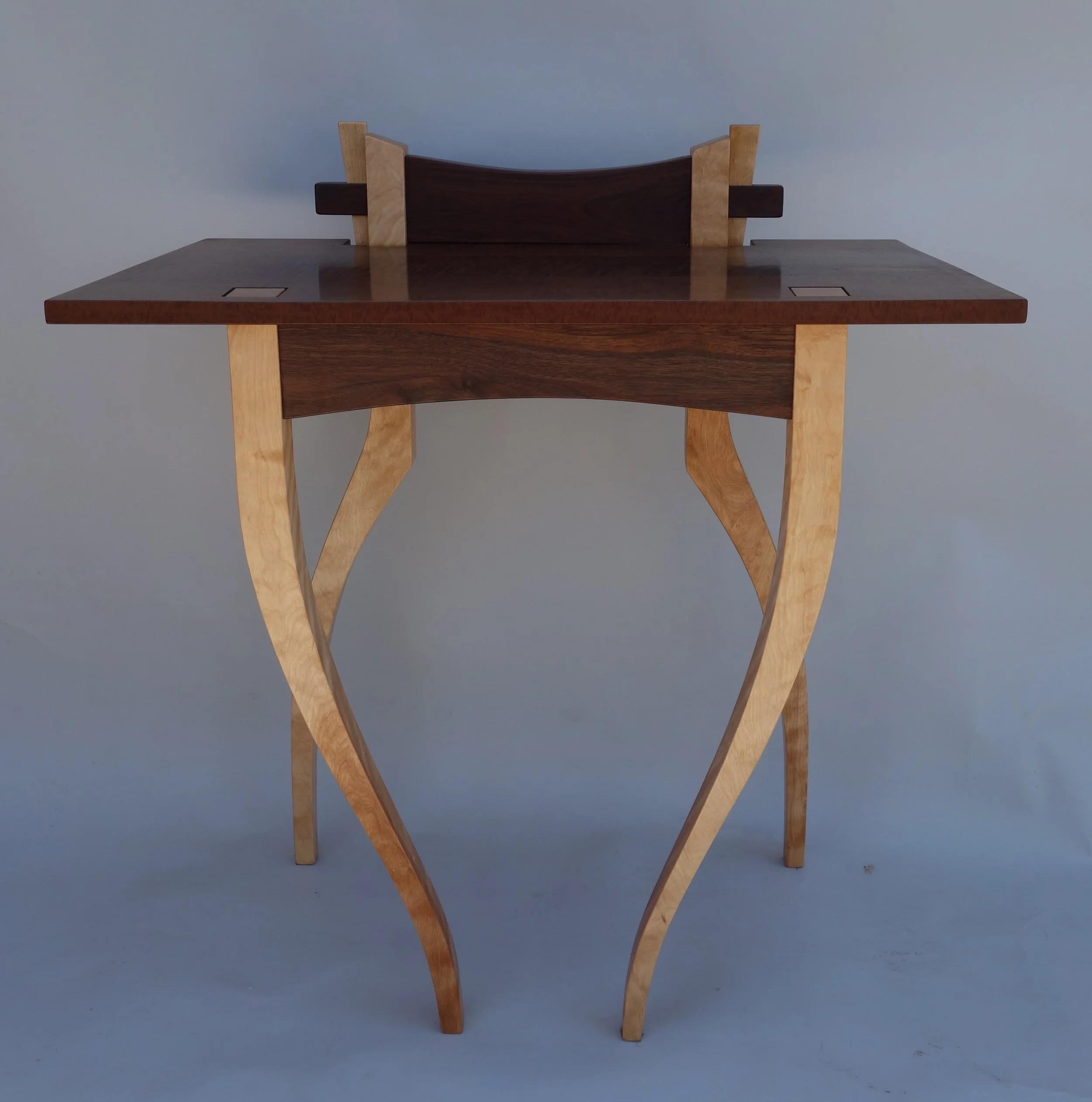 ALT-CRAFTSMAN TABLE