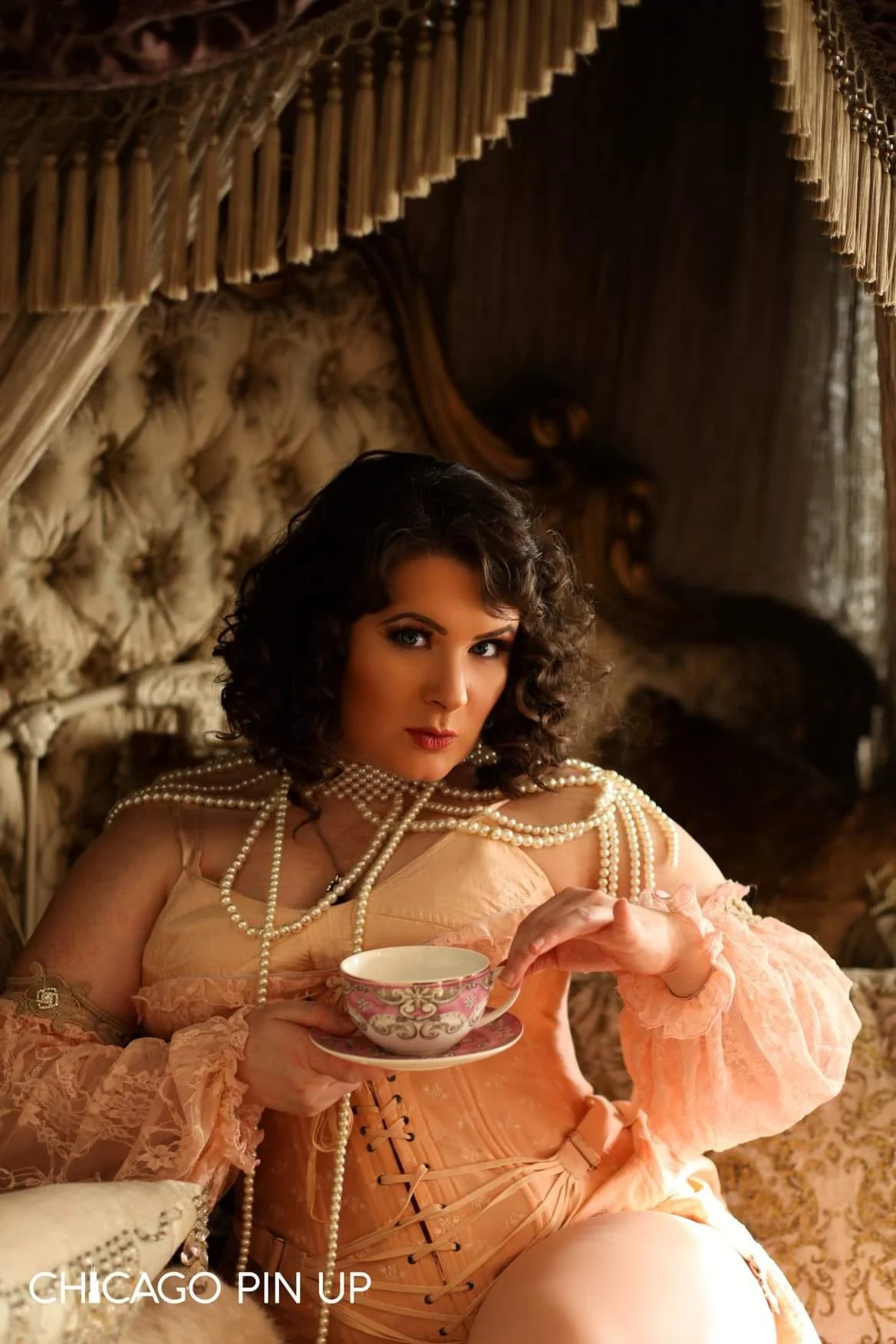 Gorgeous-Pinup-Session-with-Chicago-Pinup-Boudoir-Studios.jpg