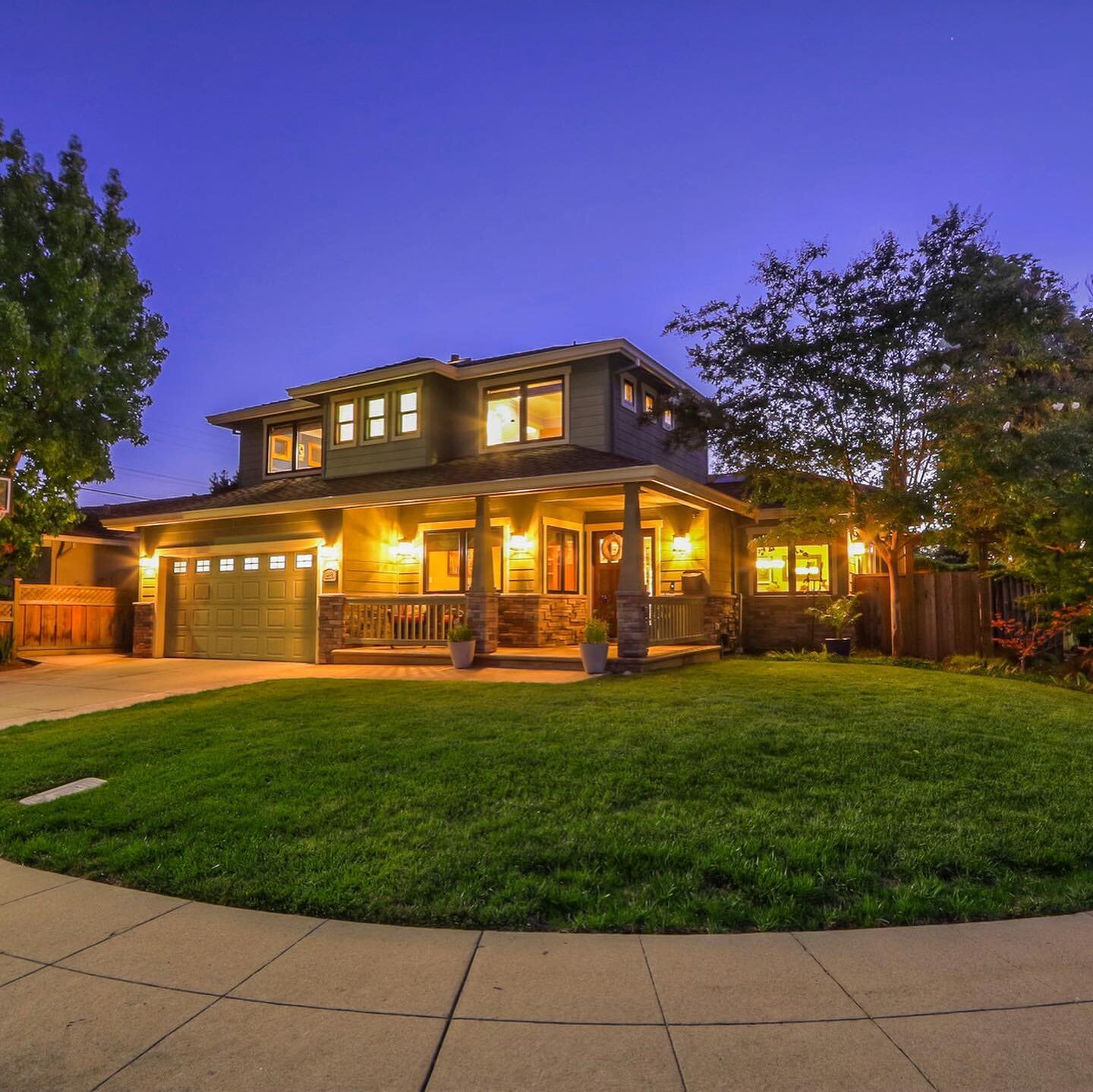Open House:
4 🛏 | 3.5 🛁 | 2 🏎 
2,919 sq/ft | 6,177 lot
1509 Mallard Way
-
This Beautiful #Craftsman #Home is a #Custom Built Marvel! High Ceilings, Gorgeous Gourmet #Kitchen, and Stunning Backyard Space Only Adds to the Desirabilty! Don&rsquo;t Mi