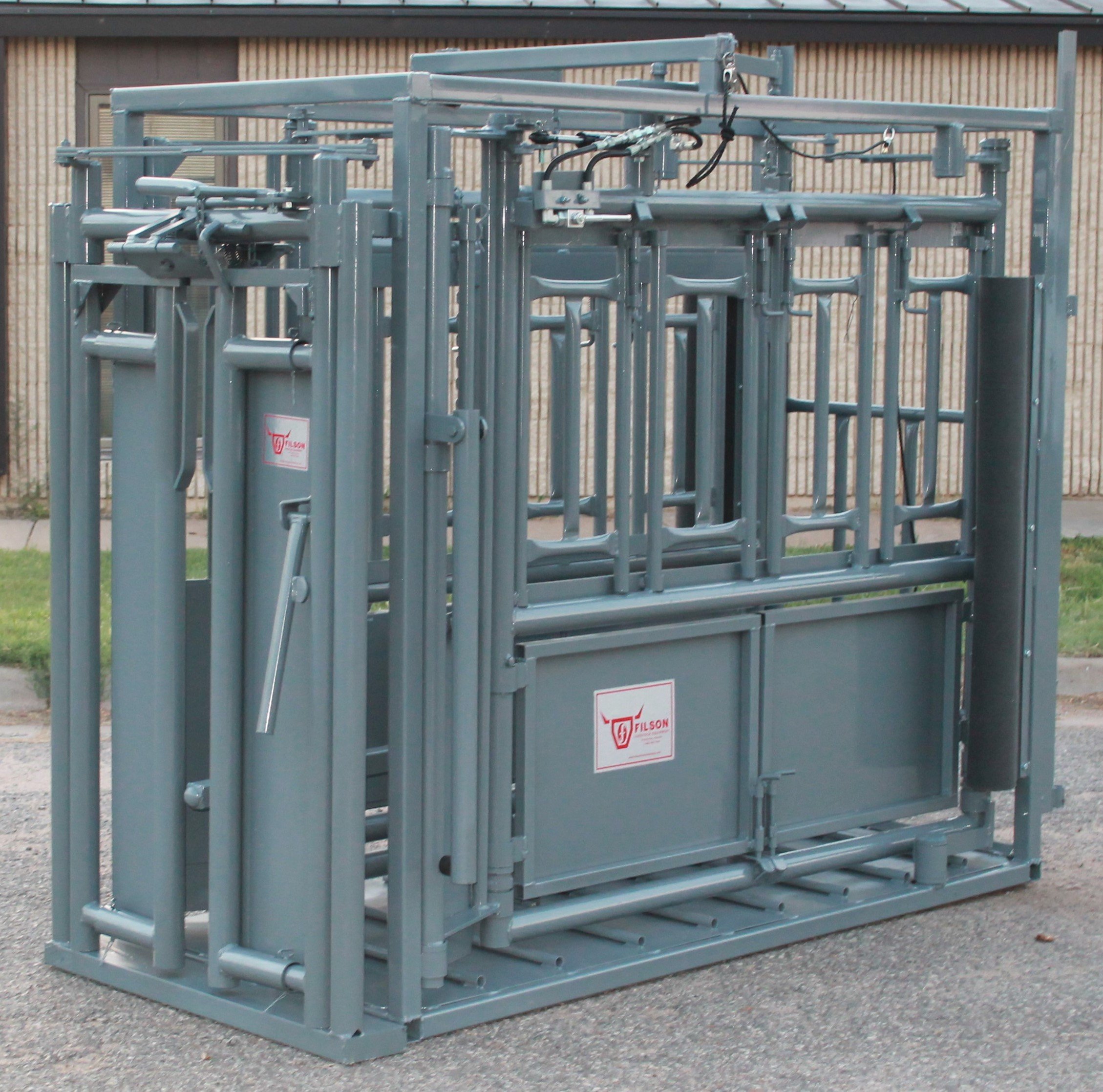 Stocker Chute — Filson Livestock Equipment