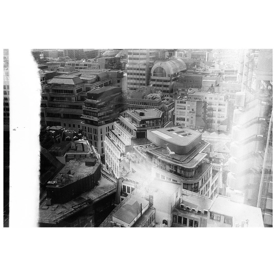 Scenes from a new project about the concept of home, faulty cameras and the relationship between images and memory.

📸: Canonet QL17
🎞️: @kodak Tri-x 400
🧪: @danscameracity 
📍: London, Madrid, Buenos Aires