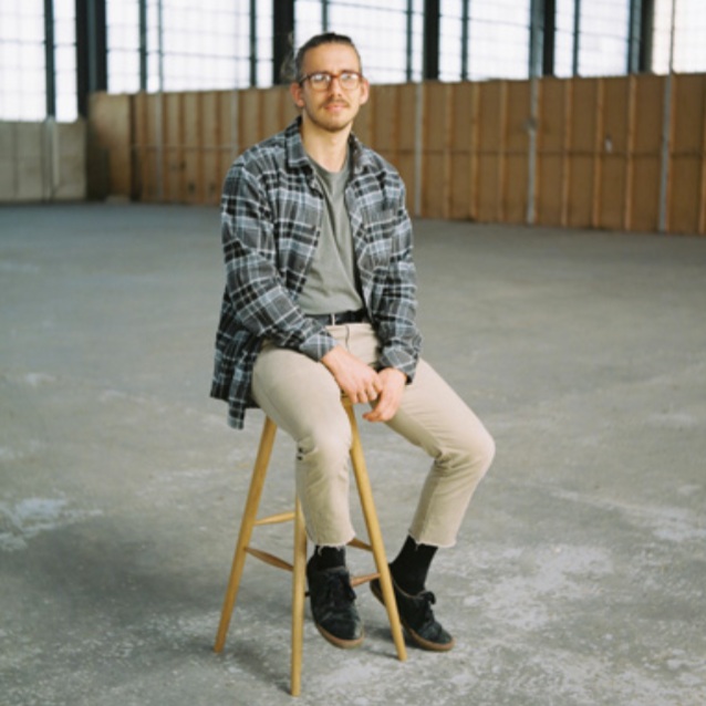 FURNITURE MAKER