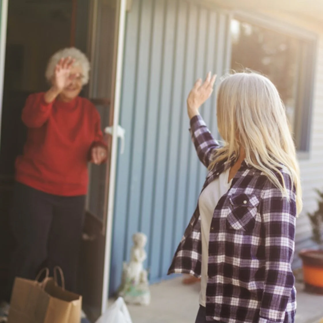 THERE'S BEAUTY IN THE 'HOOD