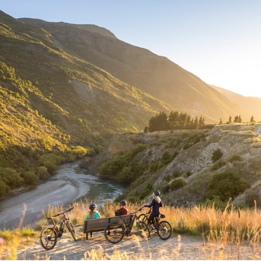 AUTUMN ADVENTURES IN QUEENSTOWN