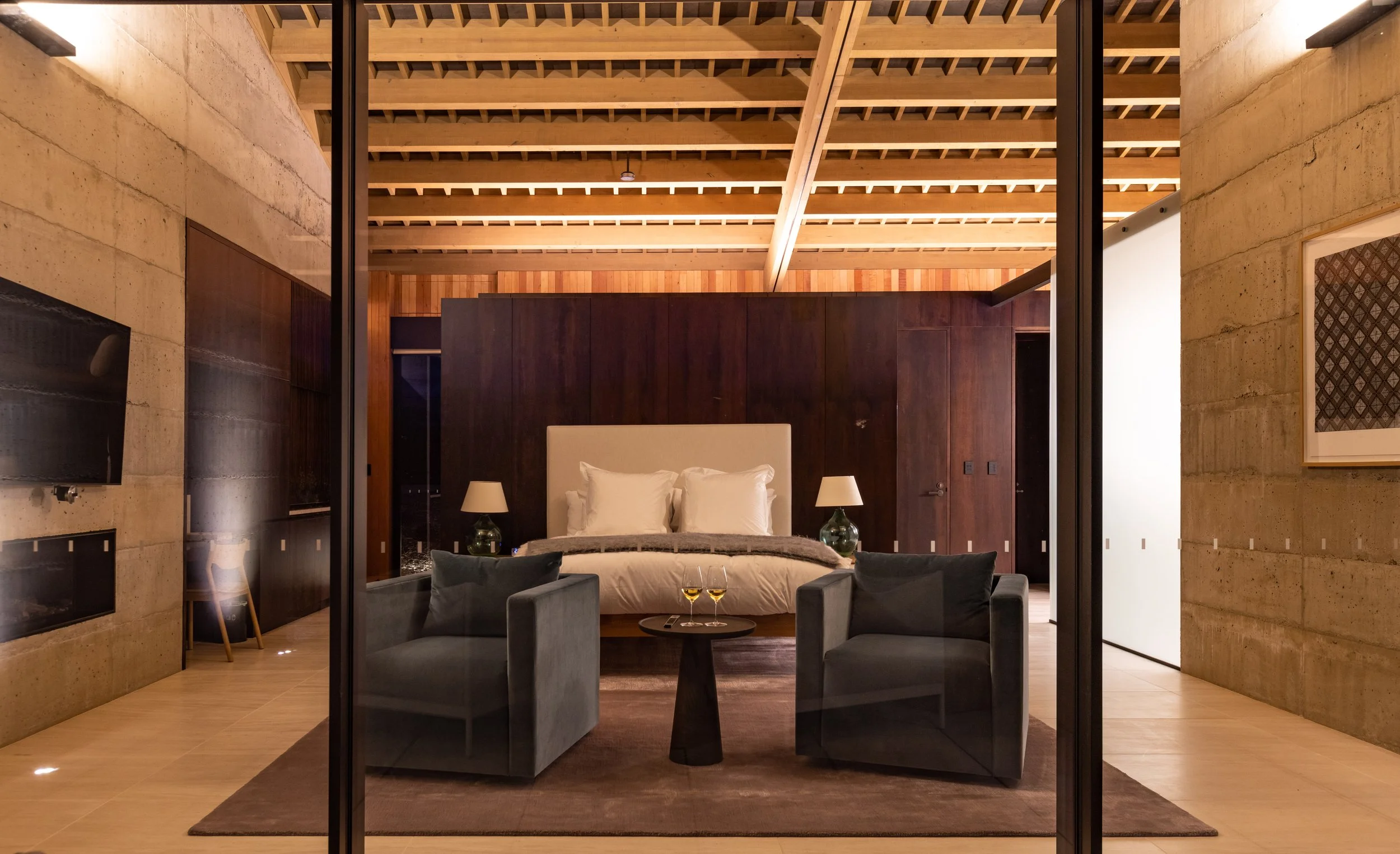 Bedroom (2).JPG