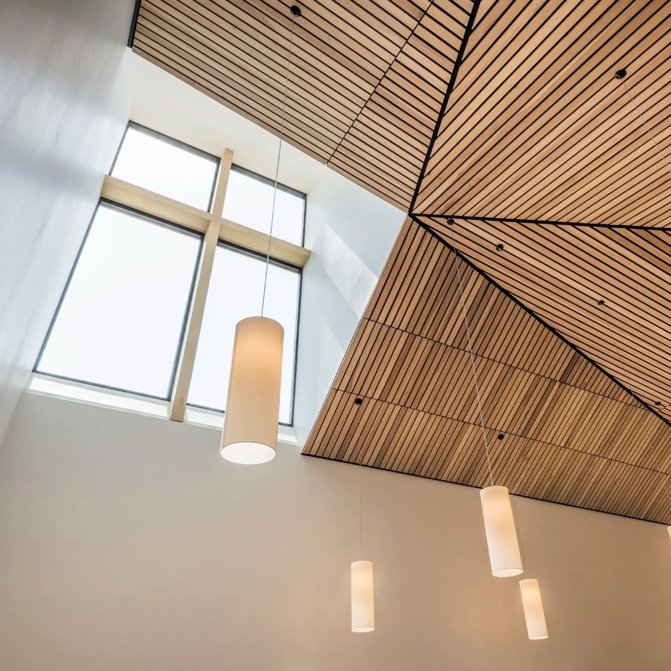 Architecture vs building 