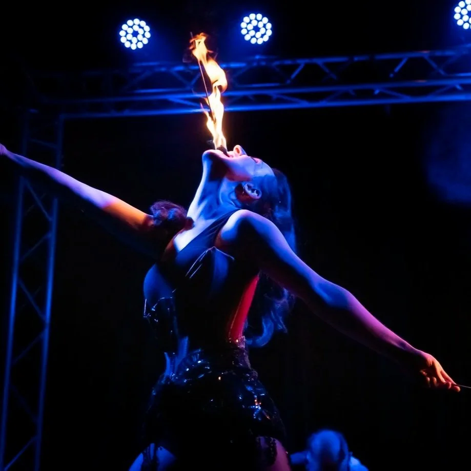 The buskers are back