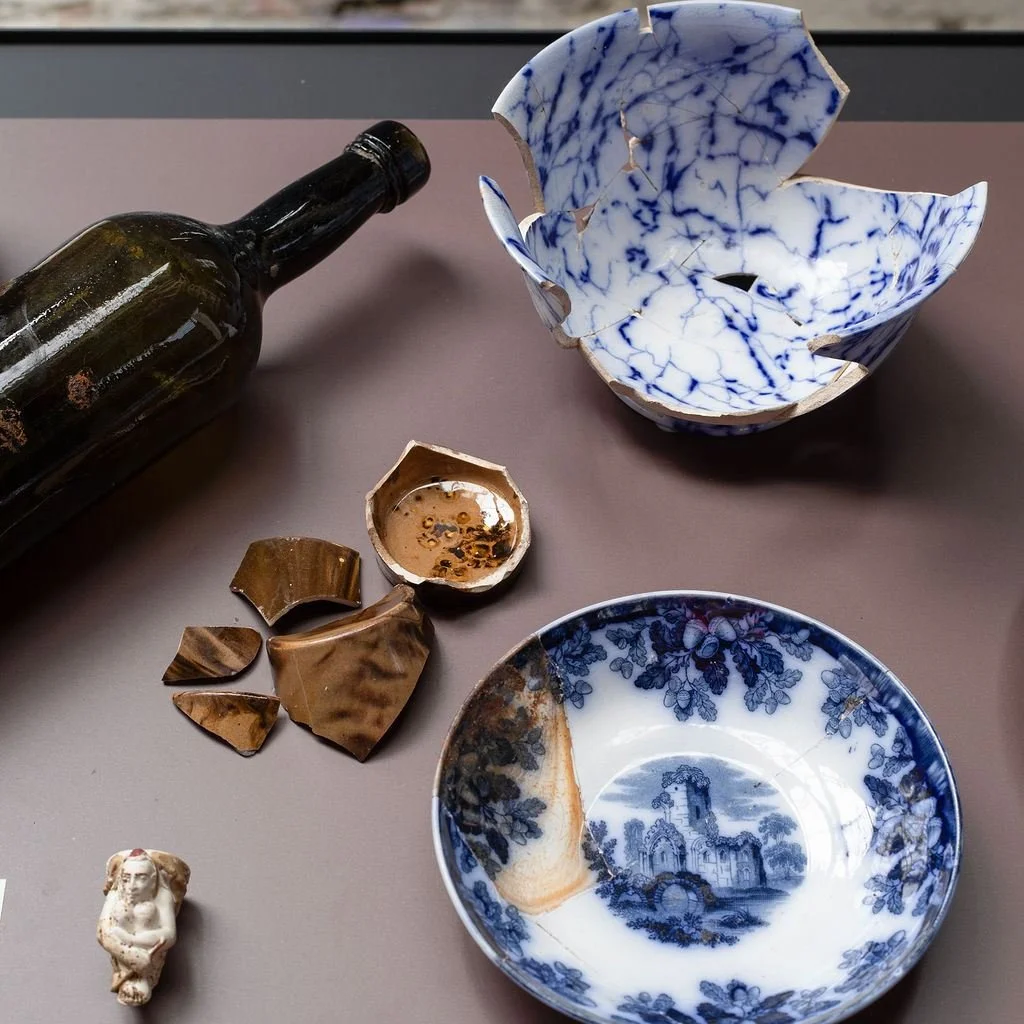 What if you could see beneath Cathedral Square? ⛪

Cathedral Square Unearthed invites you to explore the layers of Ōtautahi&rsquo;s past from above Colombo Street. Running from now until 22 March in @thecrossingchch air bridge, this free archaeology 