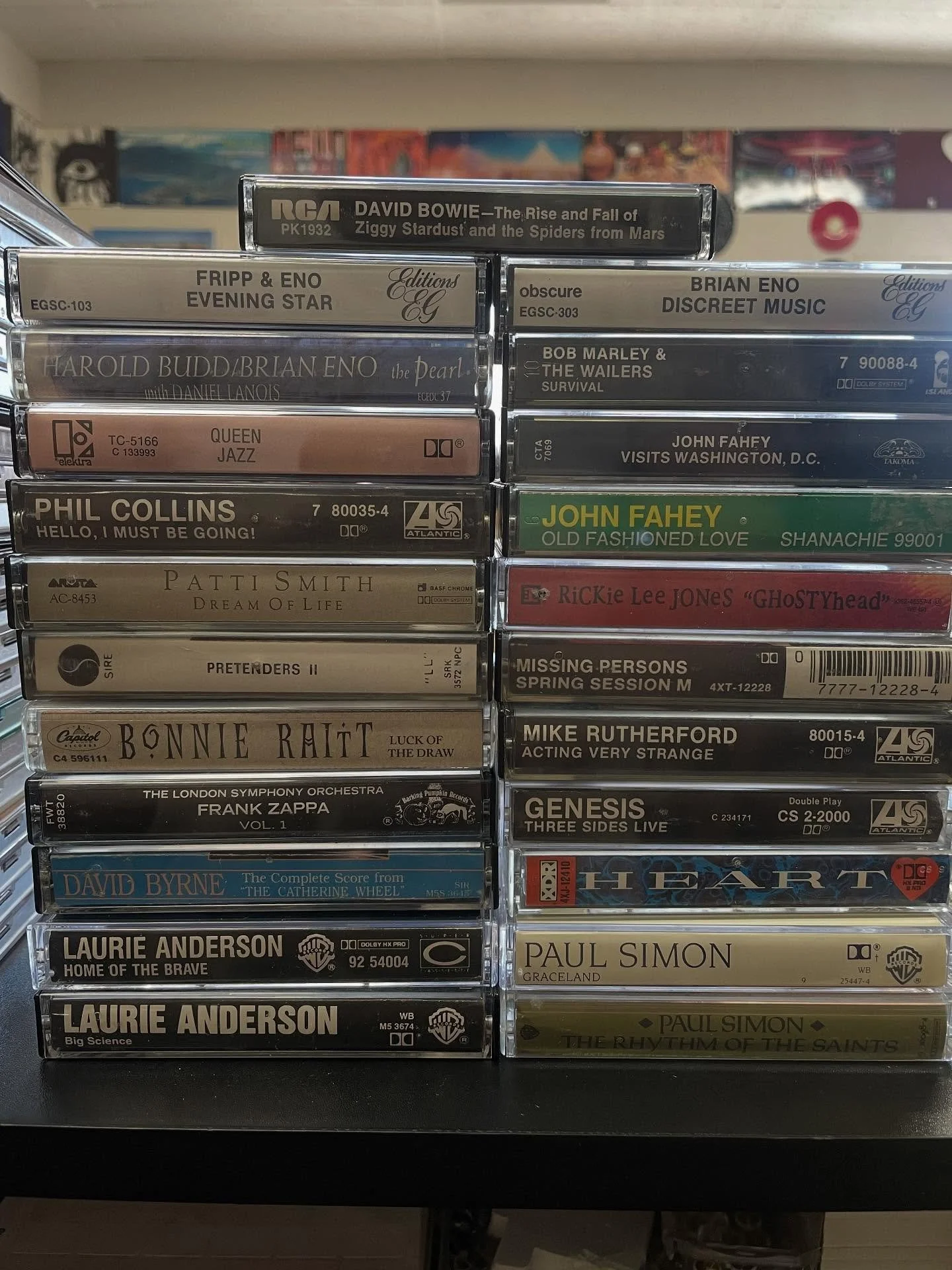 Nice little restock to the vintage tape and CD sections going out today! Open til 6. Come through!

#supportyourlocalrecordstore #physicalmediaforever #tapecollector #cdcollector #talentoregon