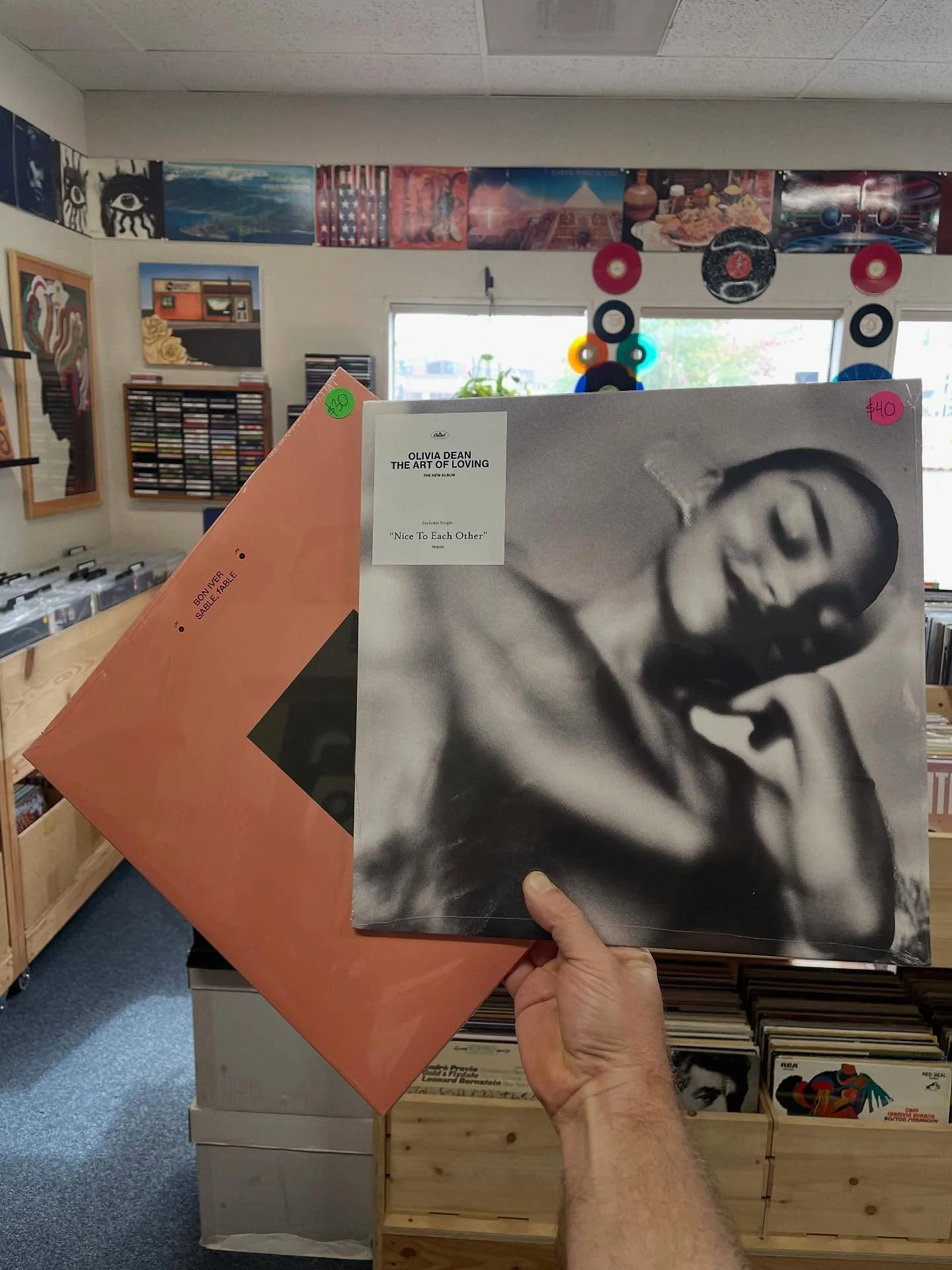 Got some fresh restocks hitting the bins today.
Open til 6. Come through. 

#suppirtyourlocalrecordstore