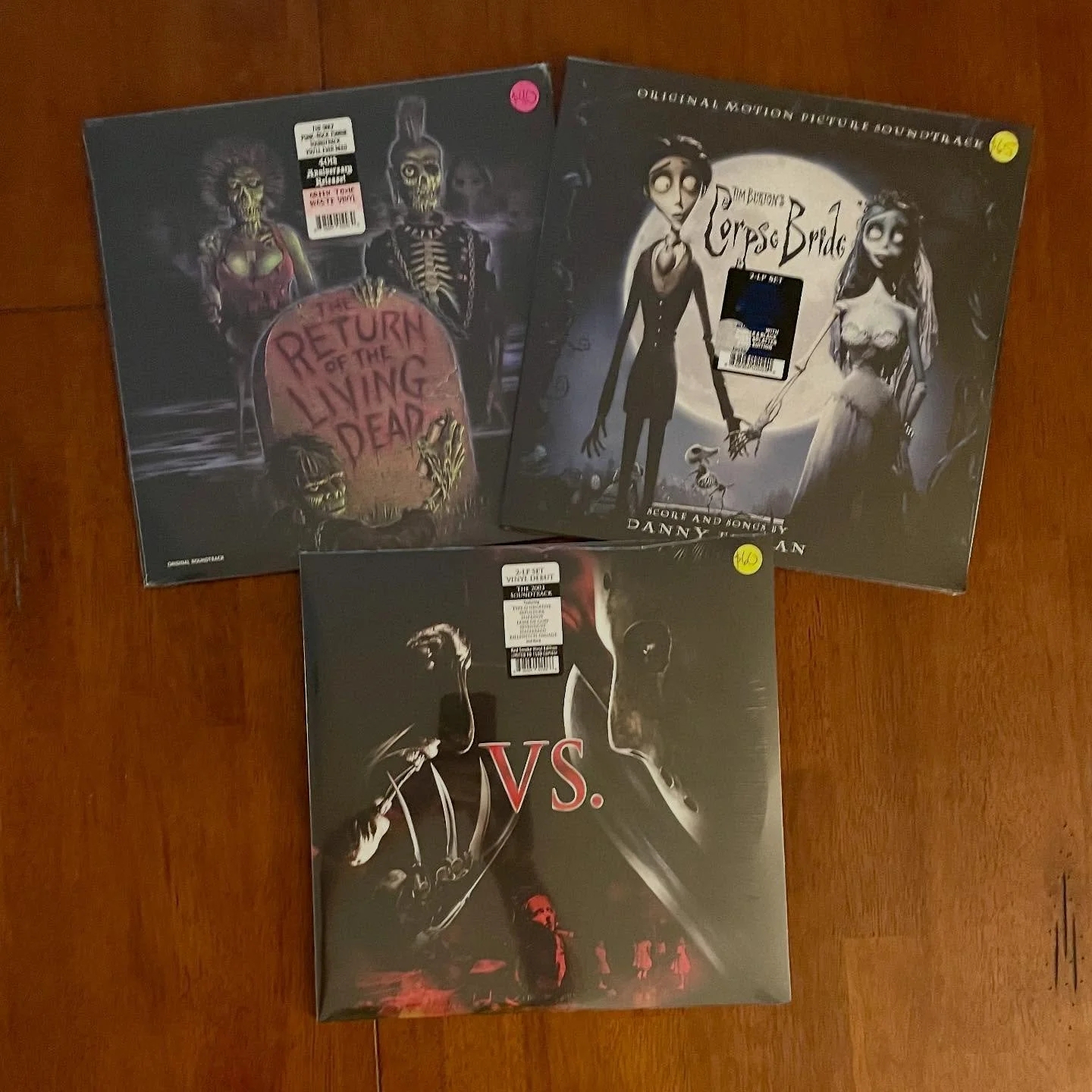 Got a few new ones heading to the shop today. Open noon to 6. 

Also keep those RSD Black Friday requests coming. Order will be submitted next week. 

#supportyourlocalrecordstore