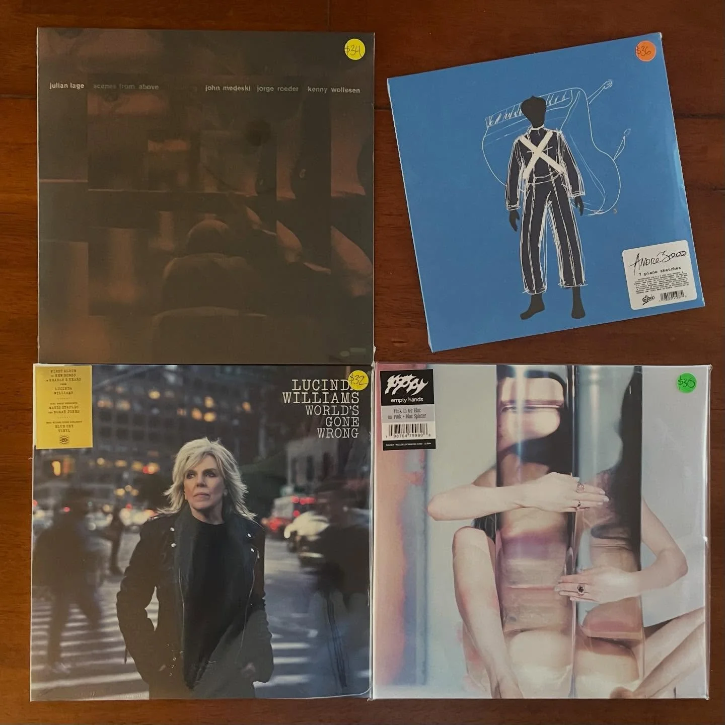 Nice batch of new stuff heading to the shop today. Come through. Open noon to 6 

#supportyourlocalrecordstore