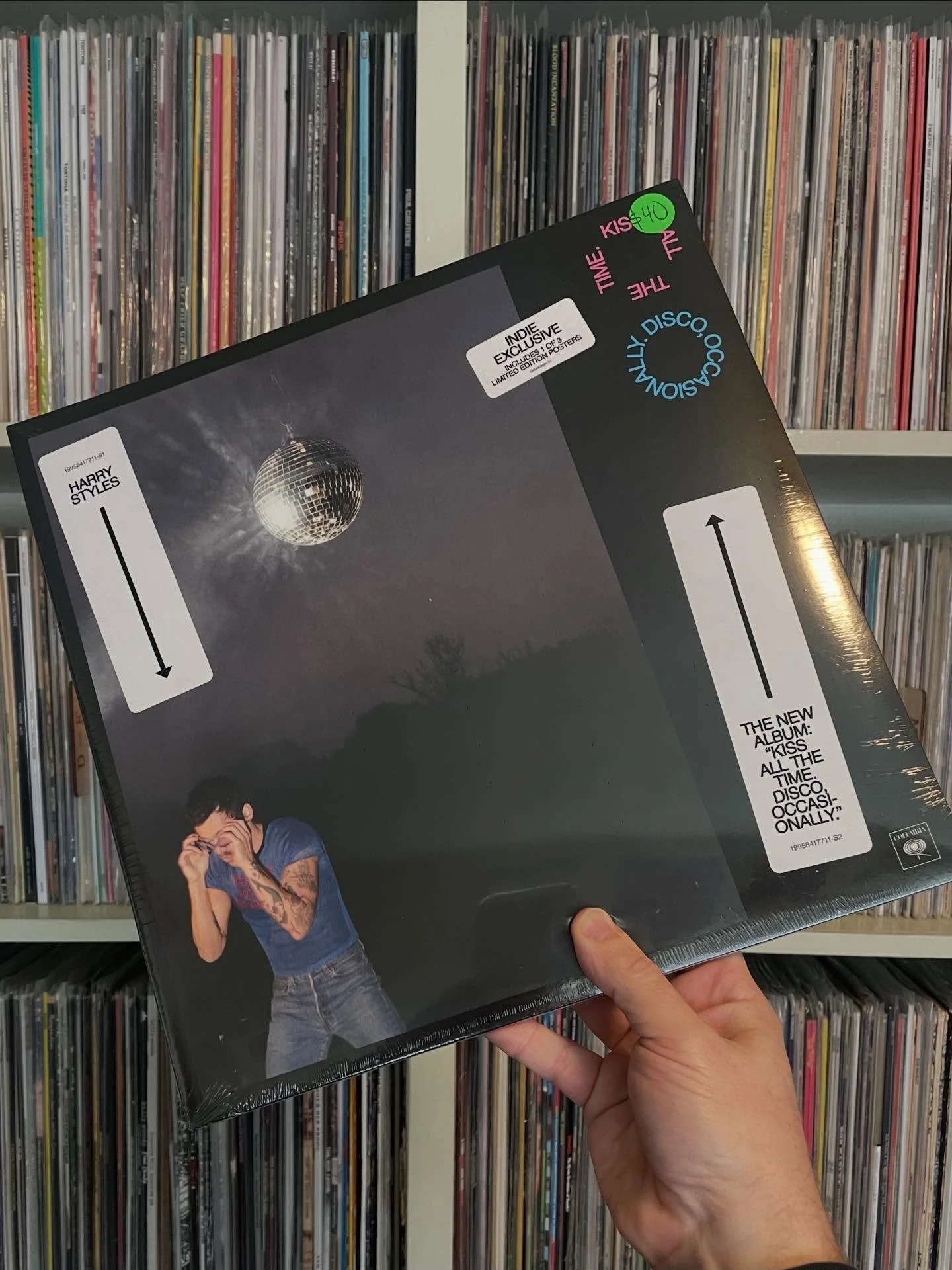 A little late to the party but we got a few more new ones heading to the shop today. Open noon to 6. Come through! 

#supportyourlocalrecordstore