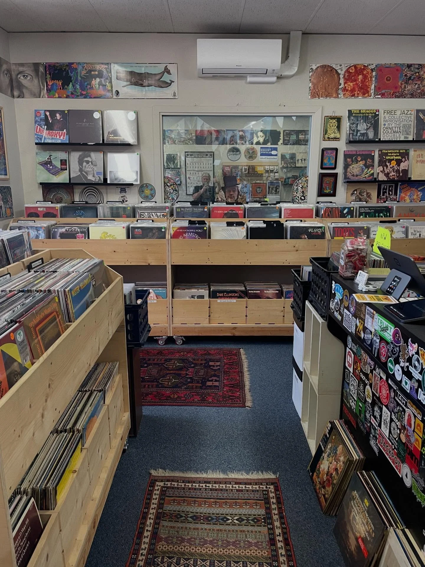 The bins are full of quality spins. Come through! 
Open Wednesday through Saturday 
Noon to 6 PM 🤘😎🤘

#supportyourlocalrecordstore