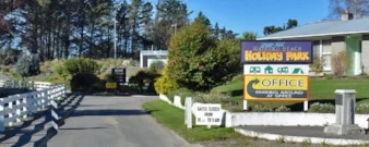 Waikuku-Beach-Holiday-Park_entrance.jpg