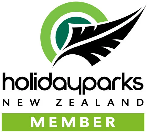 Holiday Parks Member logo.jpg