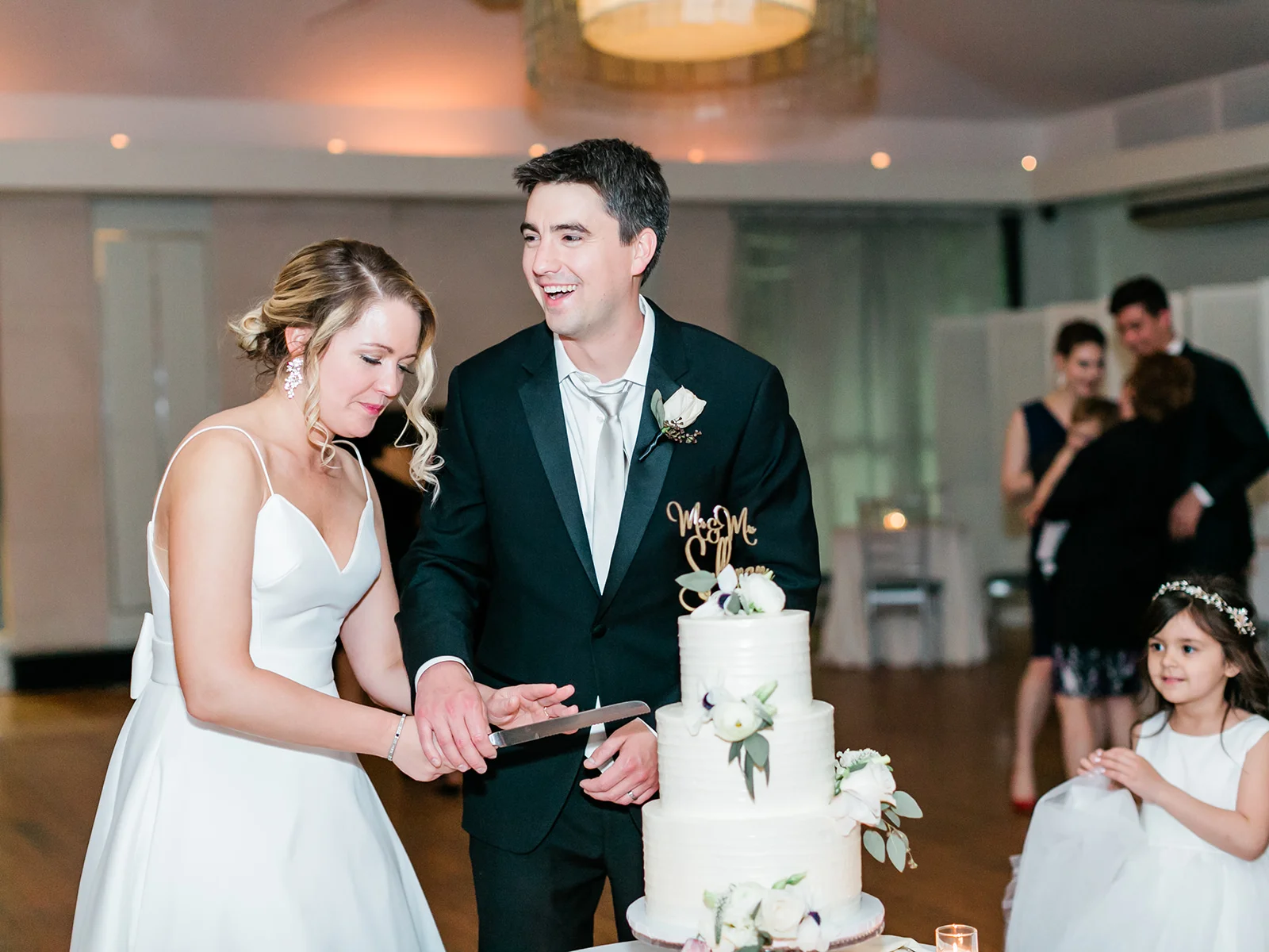 nyc-wedding-cake.jpg