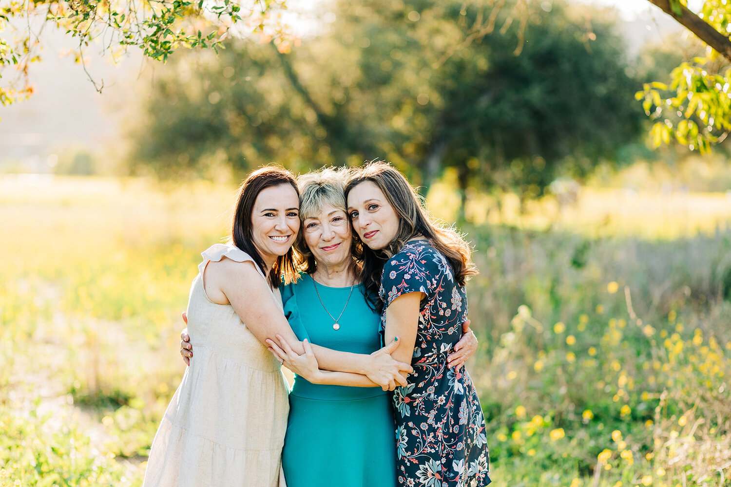 Spring Family Photos - Family Portrait Inspiration — Rhea Ashlynn  Photography