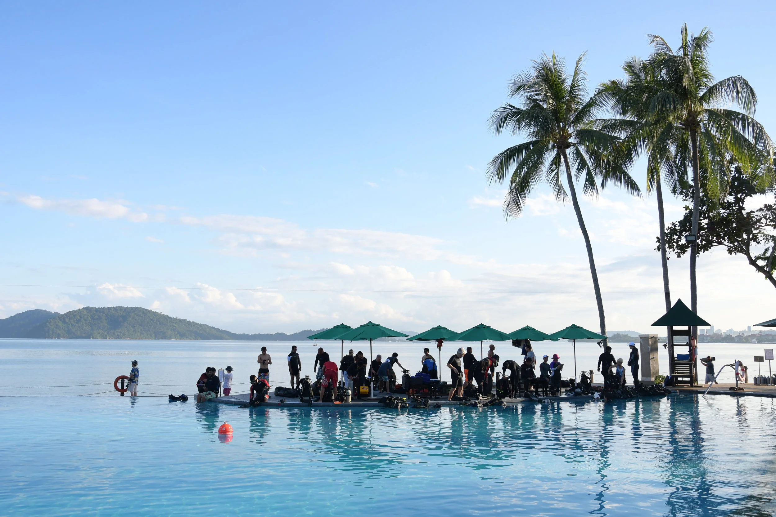 DIVE INSTRUCTOR - A BIT OF FUN OR A SERIOUS CAREER?