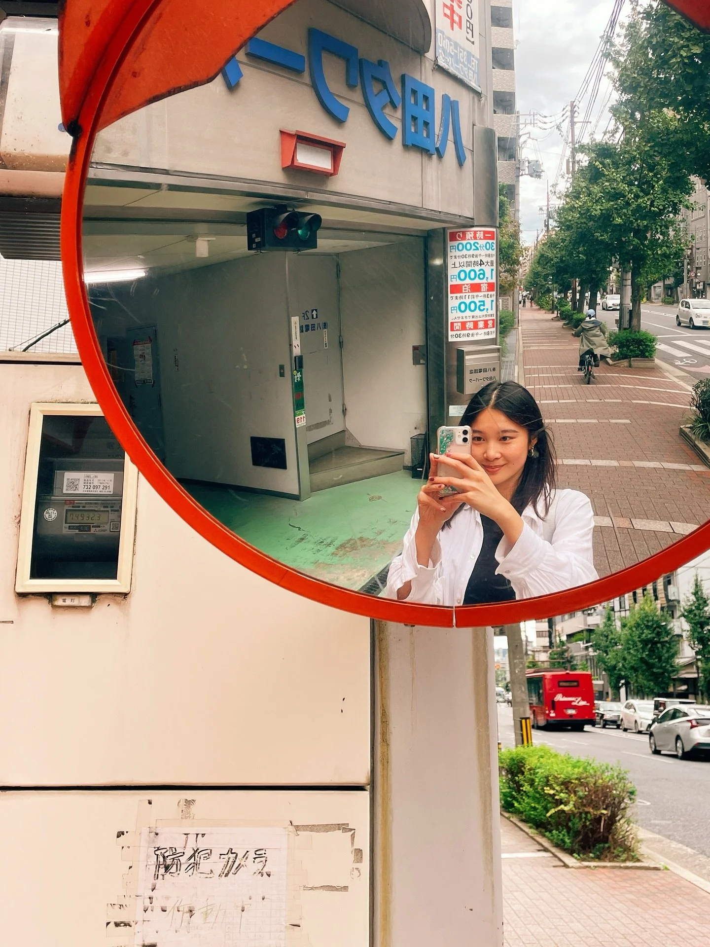 konnichiwa 🎑 here is autumnal inspo pt. 2! I am back next week and bookings are open❣️get your fresh set in 💅

treatment levels below: 

1. silver gel nail art level
2. platinum gel nail art level
3. platinum gel nail art level
4. gold gel nail art