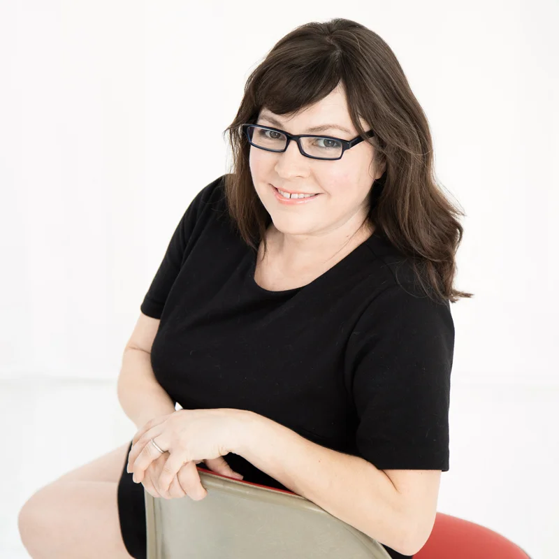 photographer-sarah-morris-square.jpg