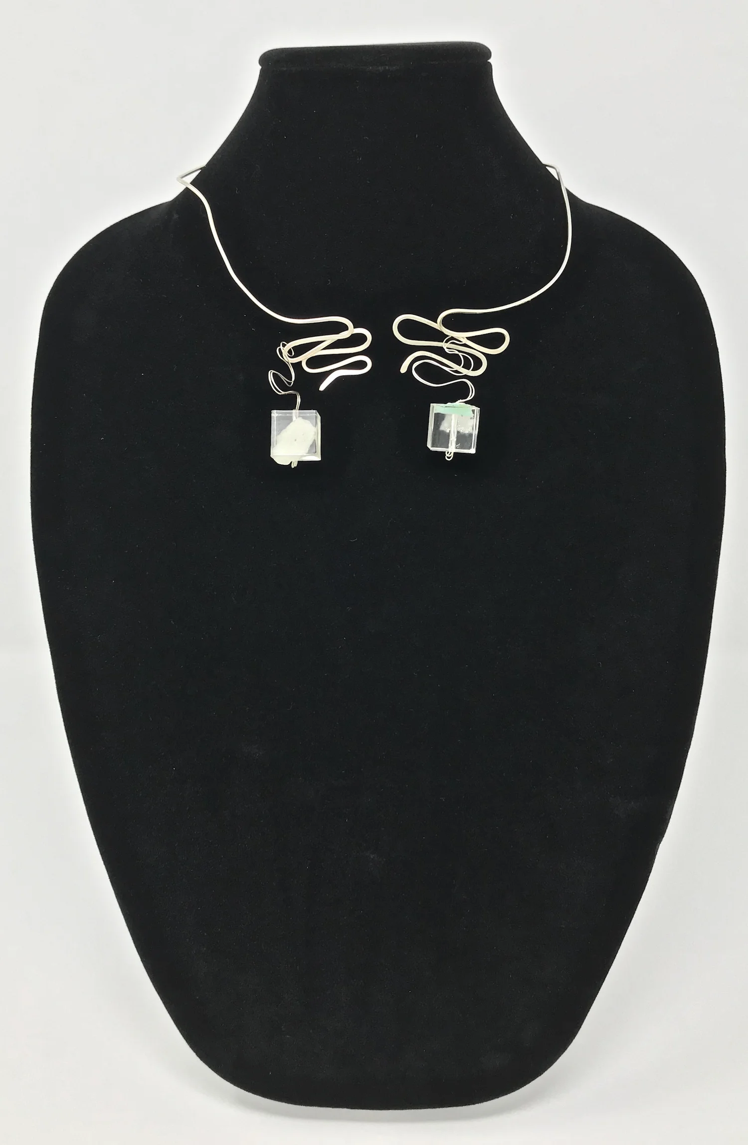 NMN853 Two Light Green Square Pendants