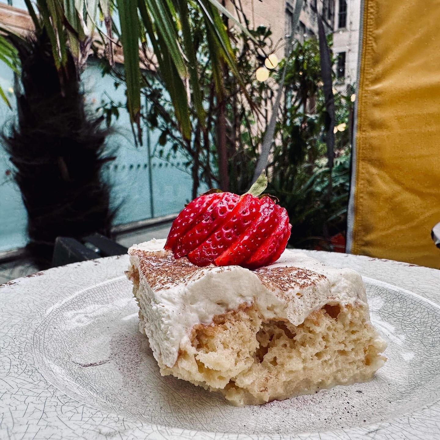 You&rsquo;re all tr&egrave;s lucky because this weekend we&rsquo;re serving up Tres Leche. For those who don&rsquo;t know, Tres Leche is a sponge cake soaked in 3 kinds of milk. It&rsquo;s absolutely delicious and the perfect treat for the weekend 🥛