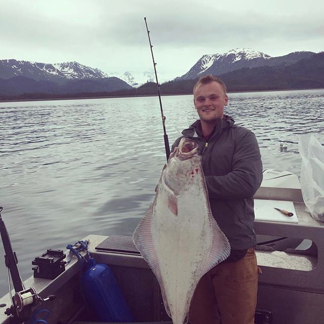 What a day for halibut. It's about time they bring home the business. #halibutcove #alaska 
www.halibutcovehouse.com

#fishing #fishingtrip #outdoors #getoutside #youneedalaska #naturalalaska #sharingalaska #family #hashtag #bestlife #love