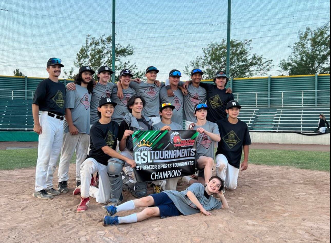 Champions! 15u finishes their season winning the @gsltournaments Bullpen Series Season Finale! 🏆

They went a perfect 4-0 on the weekend. Congrats on a great season boys! Can&rsquo;t wait for next year! 

#RIVALFAMILY