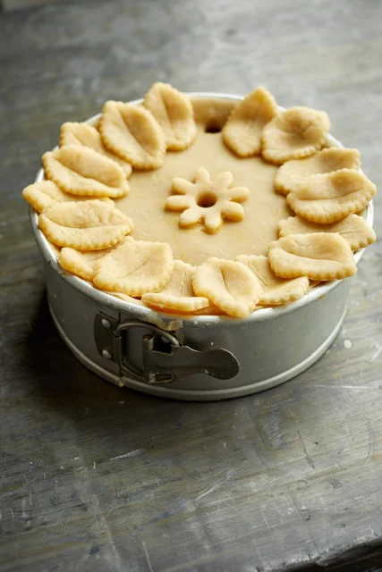 game-pie_martha-bakes_se10_day-5_pies_6287.JPG