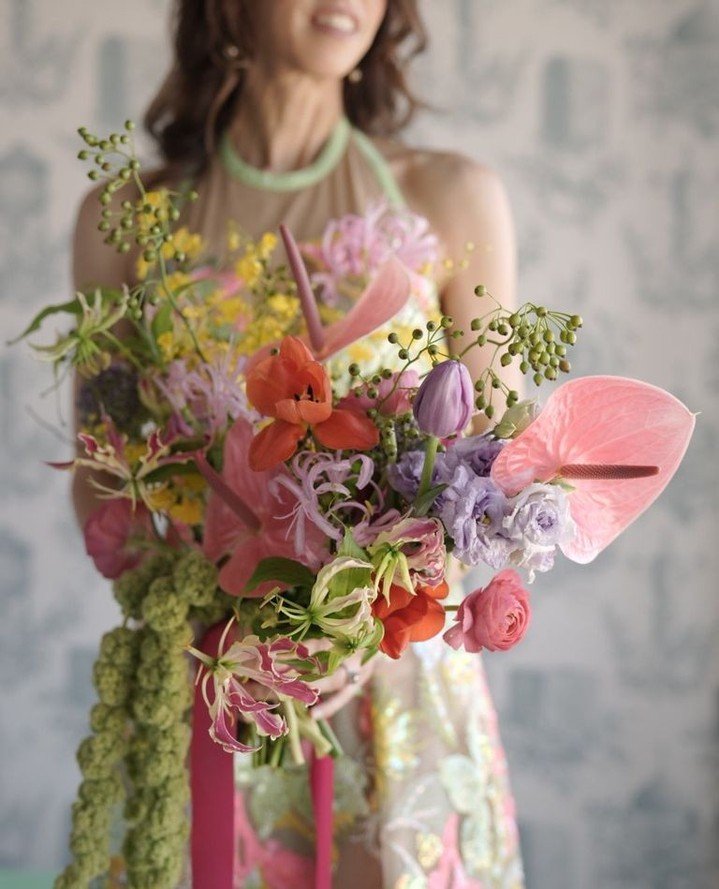 A's dress matching the florals was no accident! Choosing color over white was just the beginning of how A + A made this one their own.⁠
⁠
Venue: @wythehotel⁠
Photo: @elenawolfe⁠
Florals: @fernbotanica⁠
Linens: @bbjlatavola⁠
Entertainment: @daddyrabbi