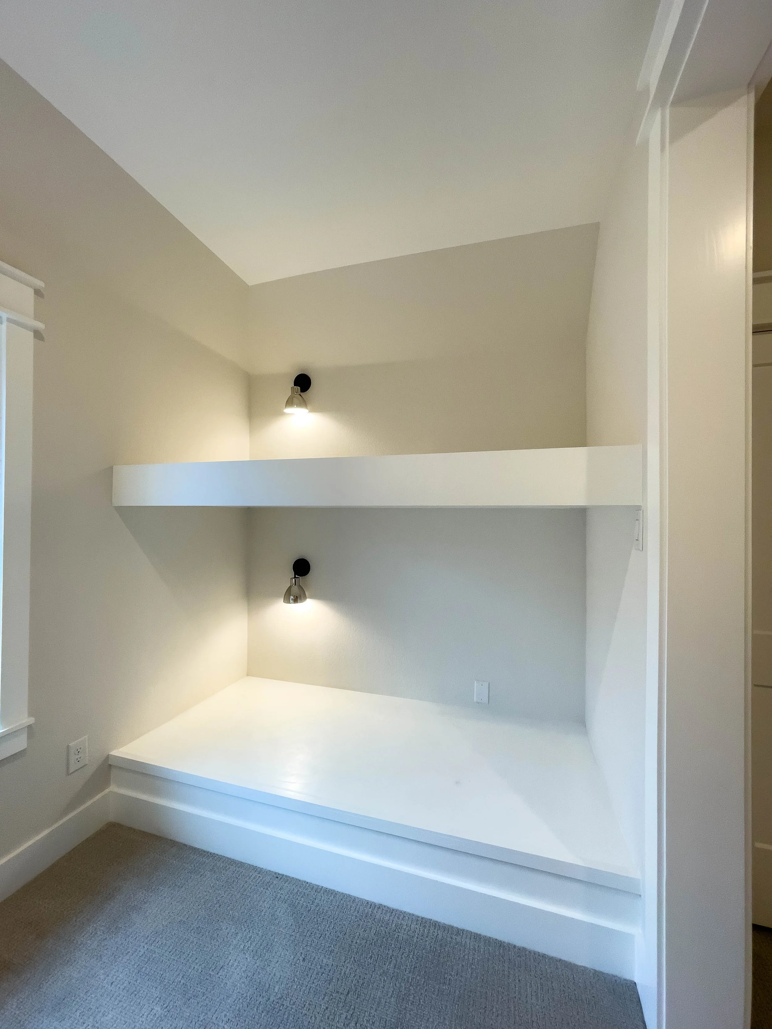 2409 Colonial-32.jpg