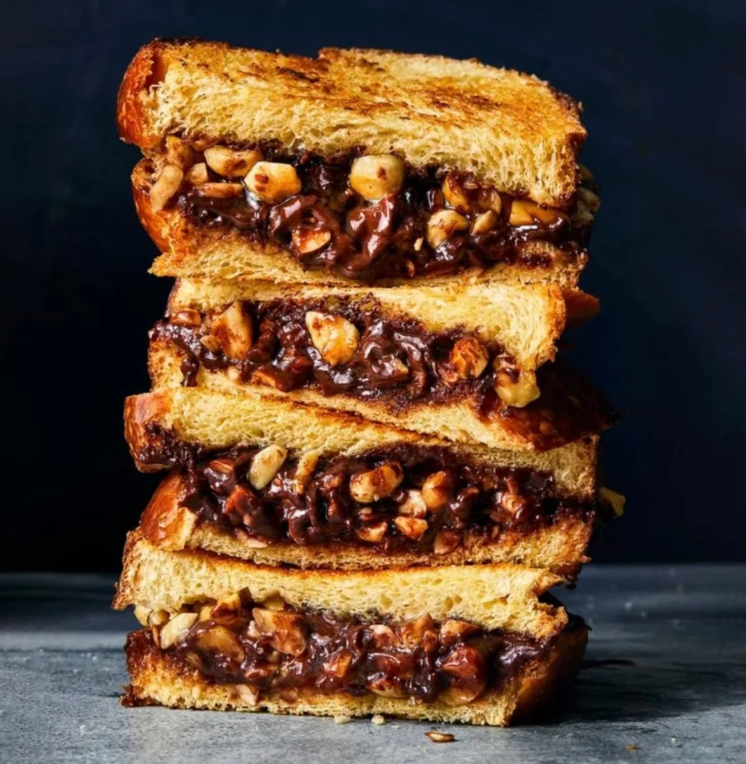 Looking for a dessert that&rsquo;s easy, fun, fast, and utterly delicious? You need toasted chocolate sandwiches - filled with chocolate, jam, and nuts; smears with butter and toasted until they are melty and perfect. Link to my recipe in @foodandwin