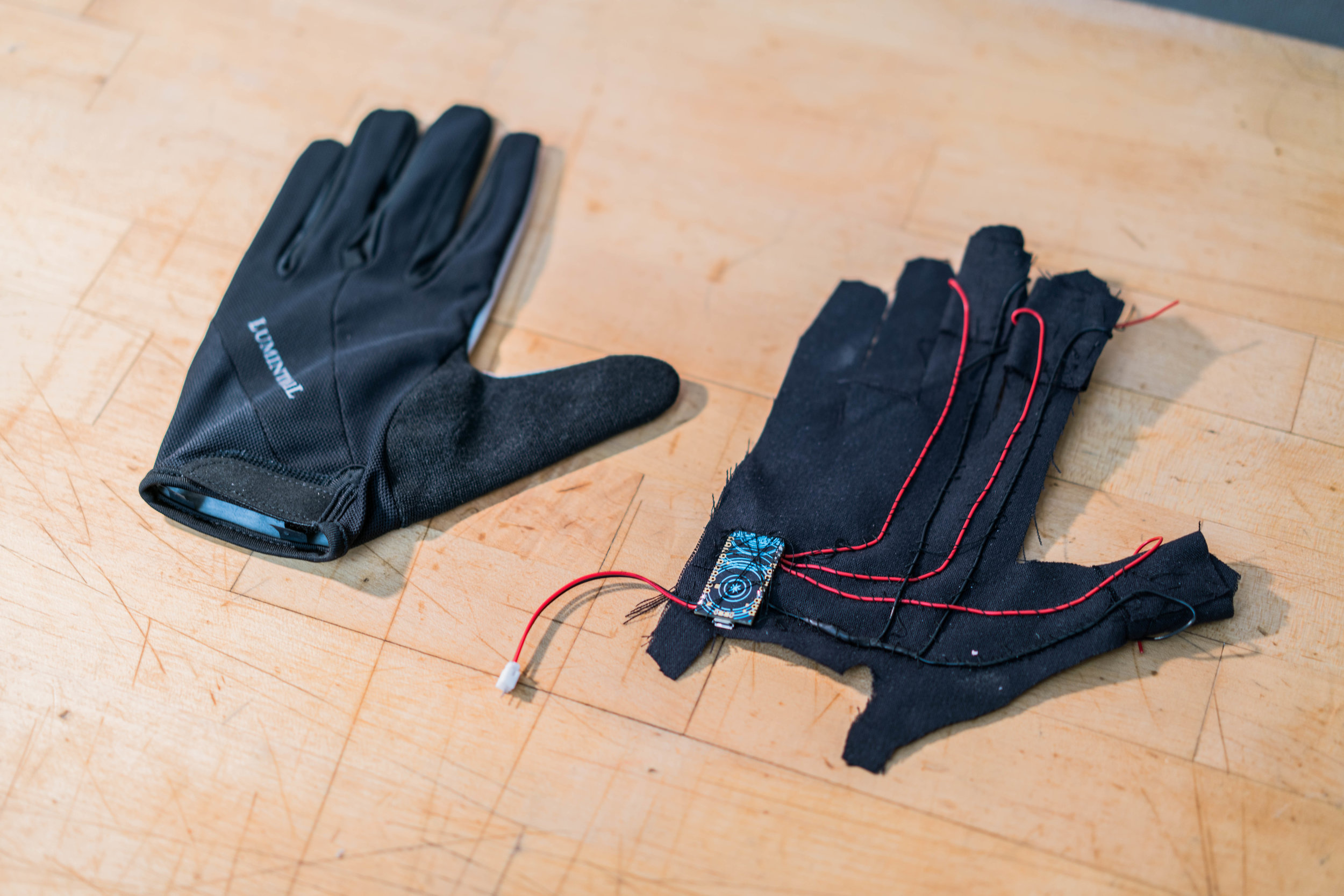 gloves-4.jpg