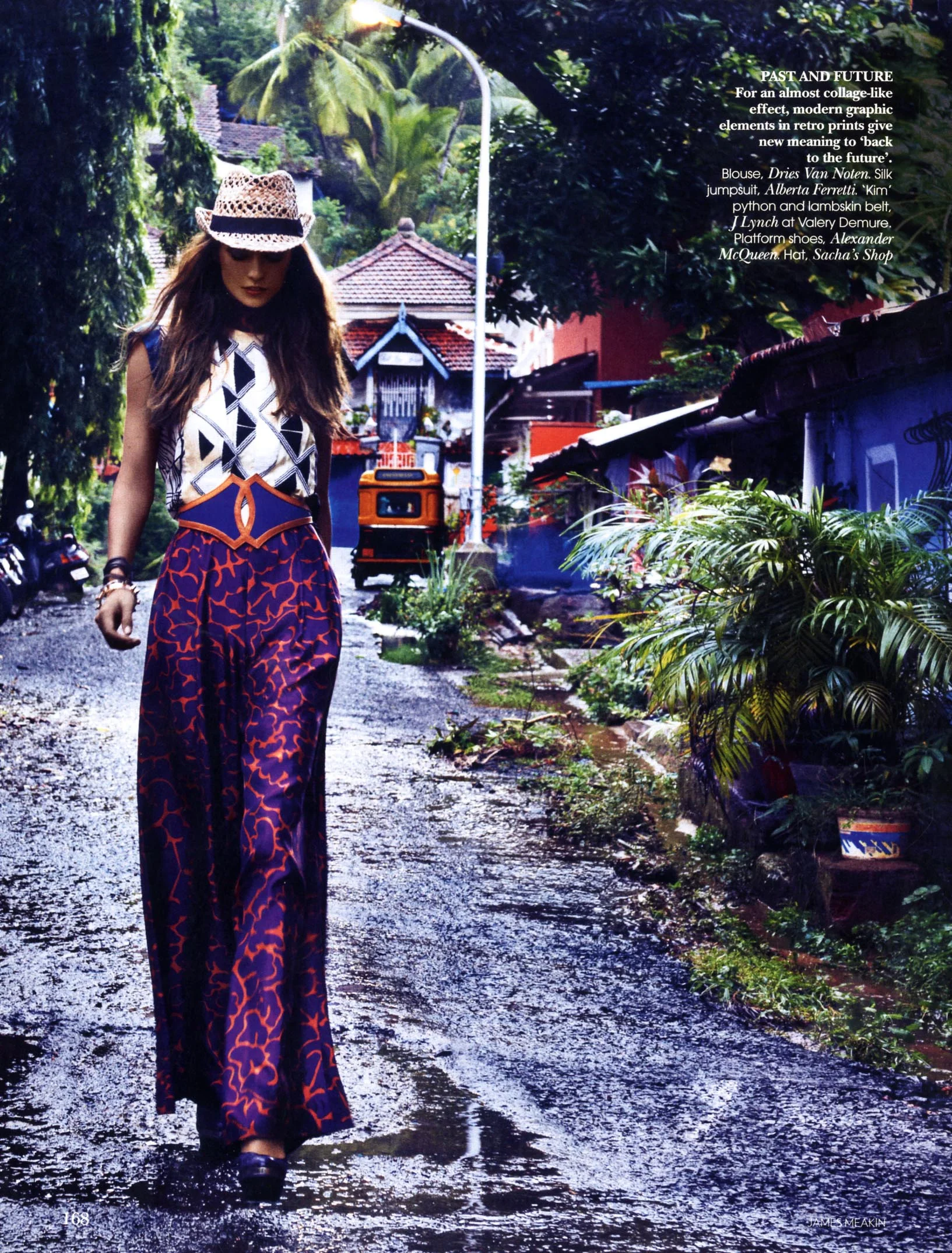 SL-1201-VOGUEINDIA-TropicalRomance11.jpg