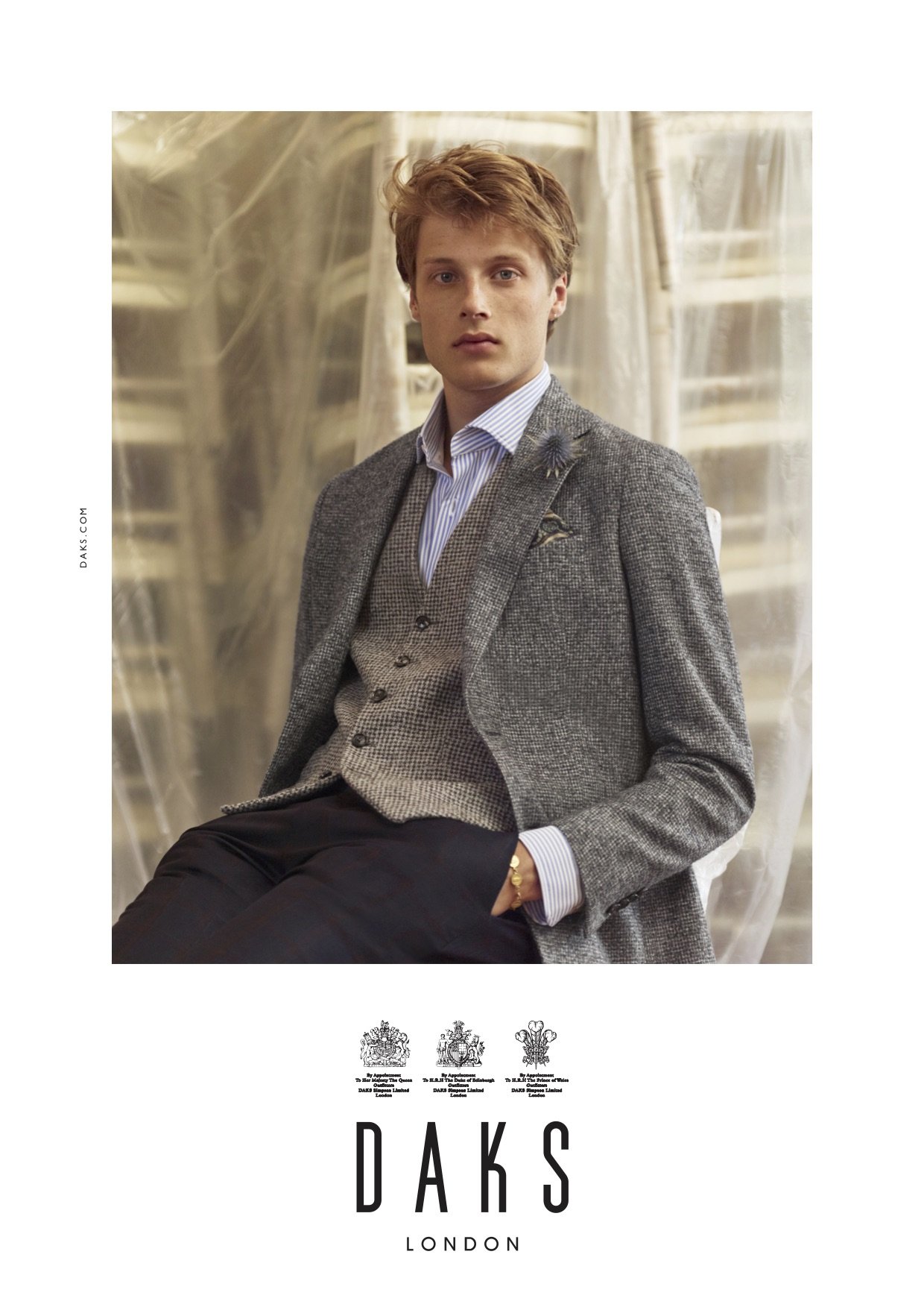 DAKS_AW22_SP_LAYOUT 8.jpg