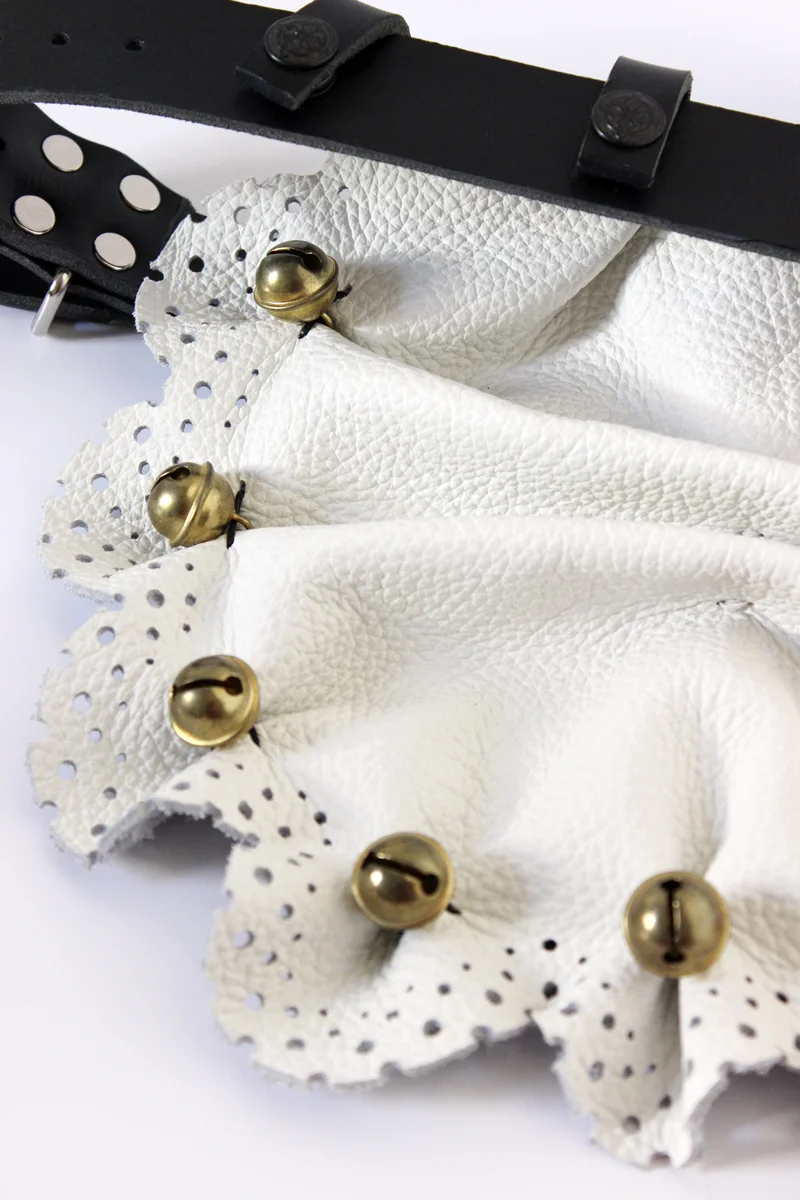 apron-closeup.jpg