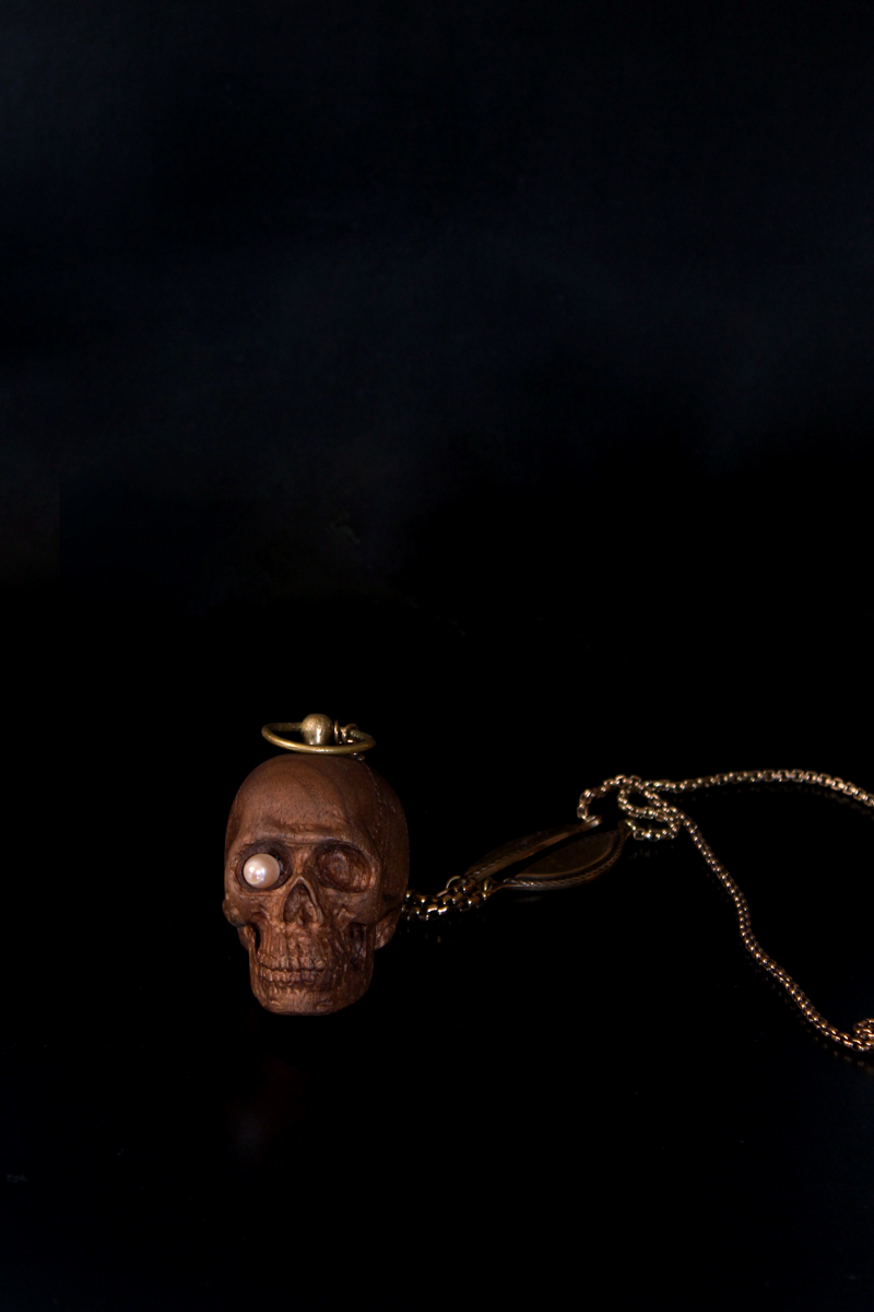 Skull-pendant_2-front.jpg