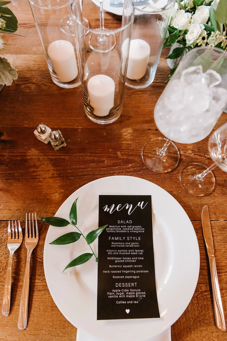 table-setting-idea-for-barn-wedding.jpg