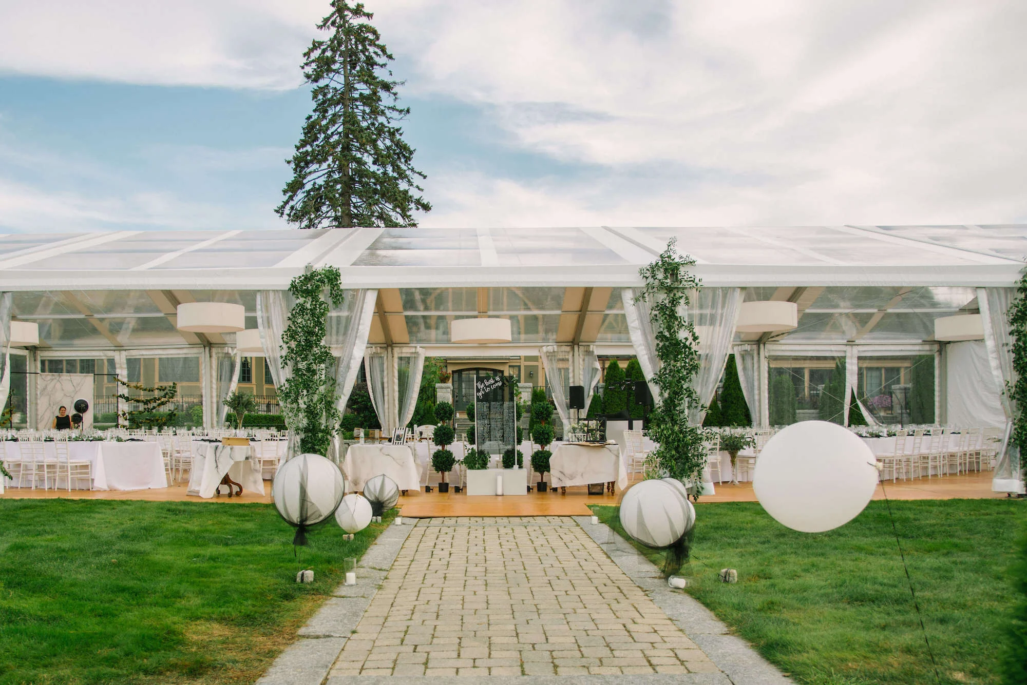 gatsby-wedding-reception-clear-tent.jpg