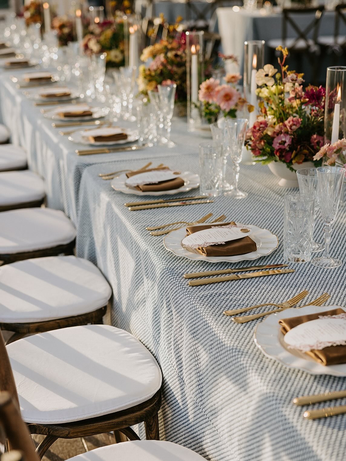 More November weddings please 🤎

Ceremony Venue // First Church in Belfast UCC
Reception Venue // @fpmaine
Planning + Design // @pinchmeplanning
Photography // @jillhoylephotography
Videography // @megsimone.films
Caterer // @trilliumcaterers
Ceremo