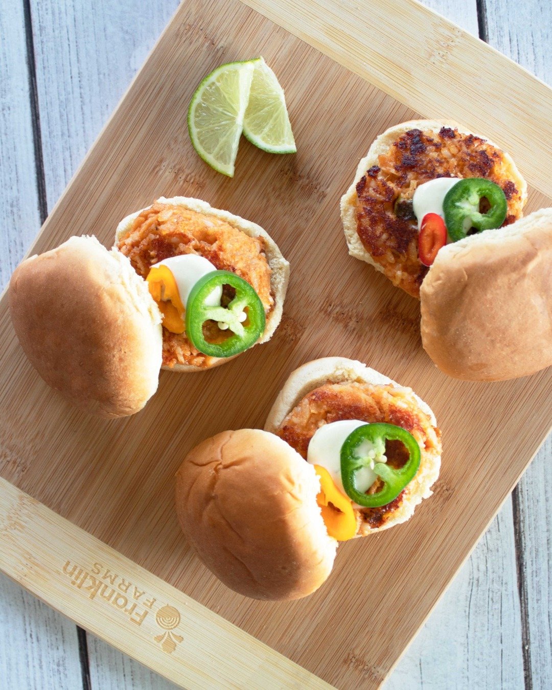 Easy &amp; packed full of flavor #PlantBased Tuna sliders in under 30 minutes! 🌿Find the full recipe at the link in our bio! 

#FranklinFarmsFoods #PlantPowered #VeganTuna