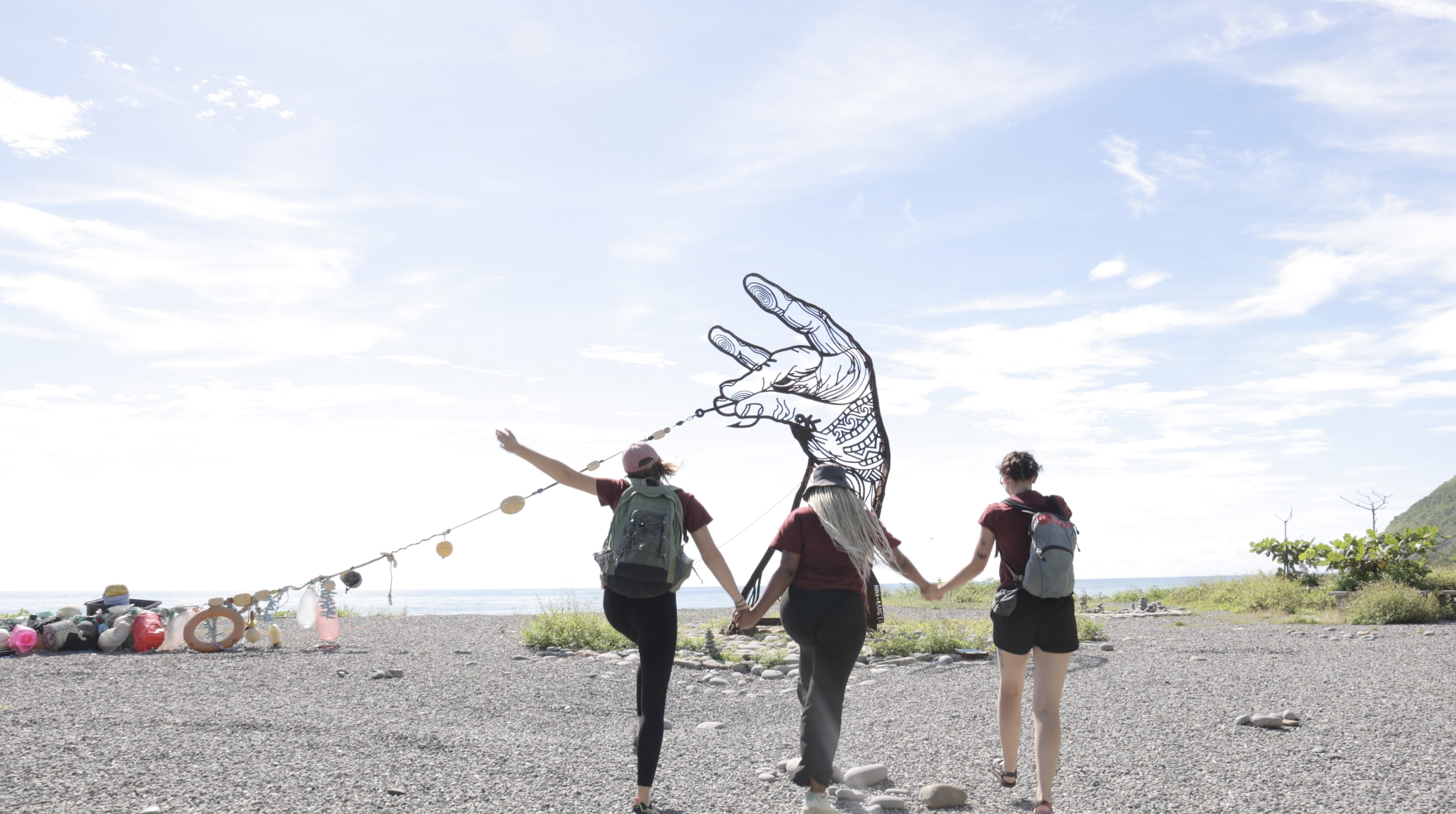 𝐓𝐫𝐚𝐯𝐞𝐥 𝐀𝐫𝐨𝐮𝐧𝐝 𝐅𝐨𝐫𝐦𝐨𝐬𝐚