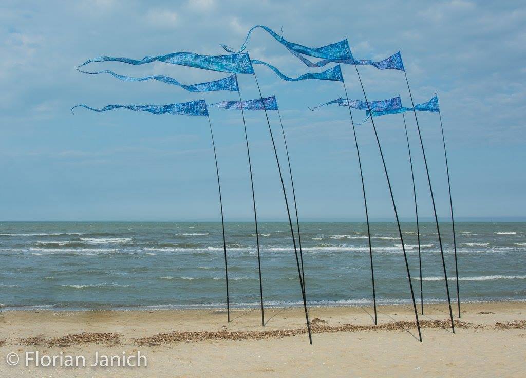 kites-on-beach.jpg