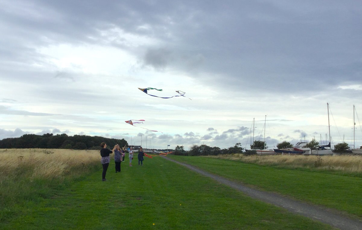 HLF-kites-flying-on-the-braid-2.jpeg