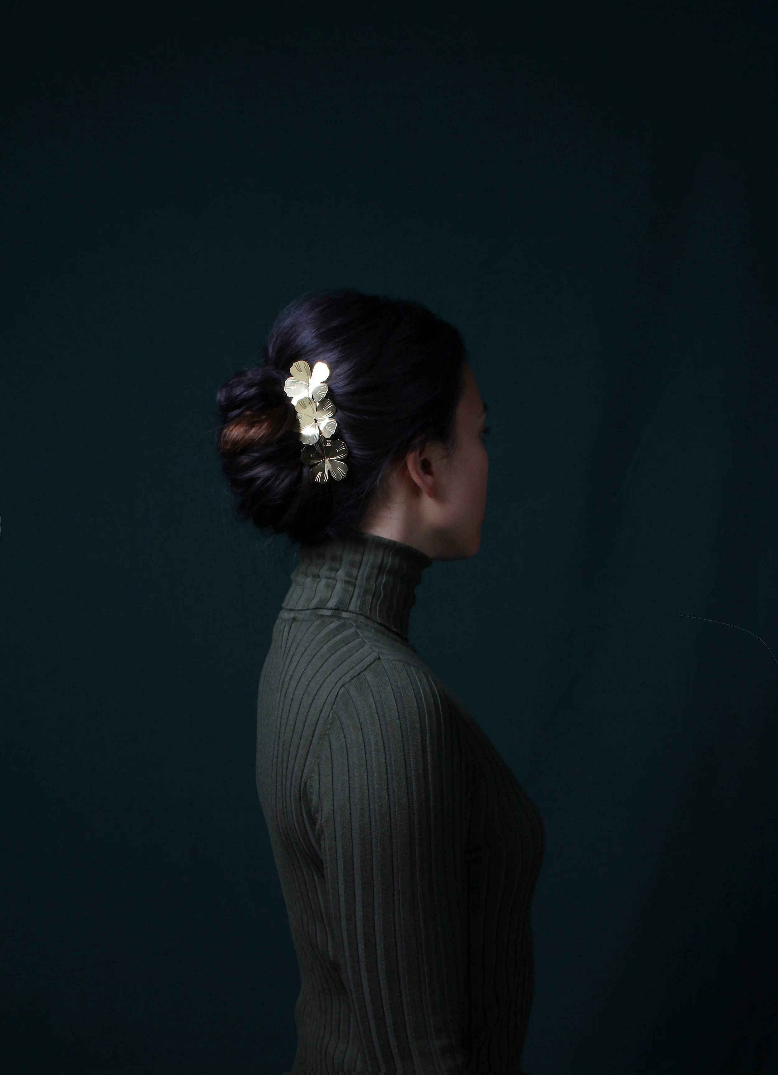 Les Cerises De Mars Mariage Double Pic Epingle à Cheveux Vahina finition or porté